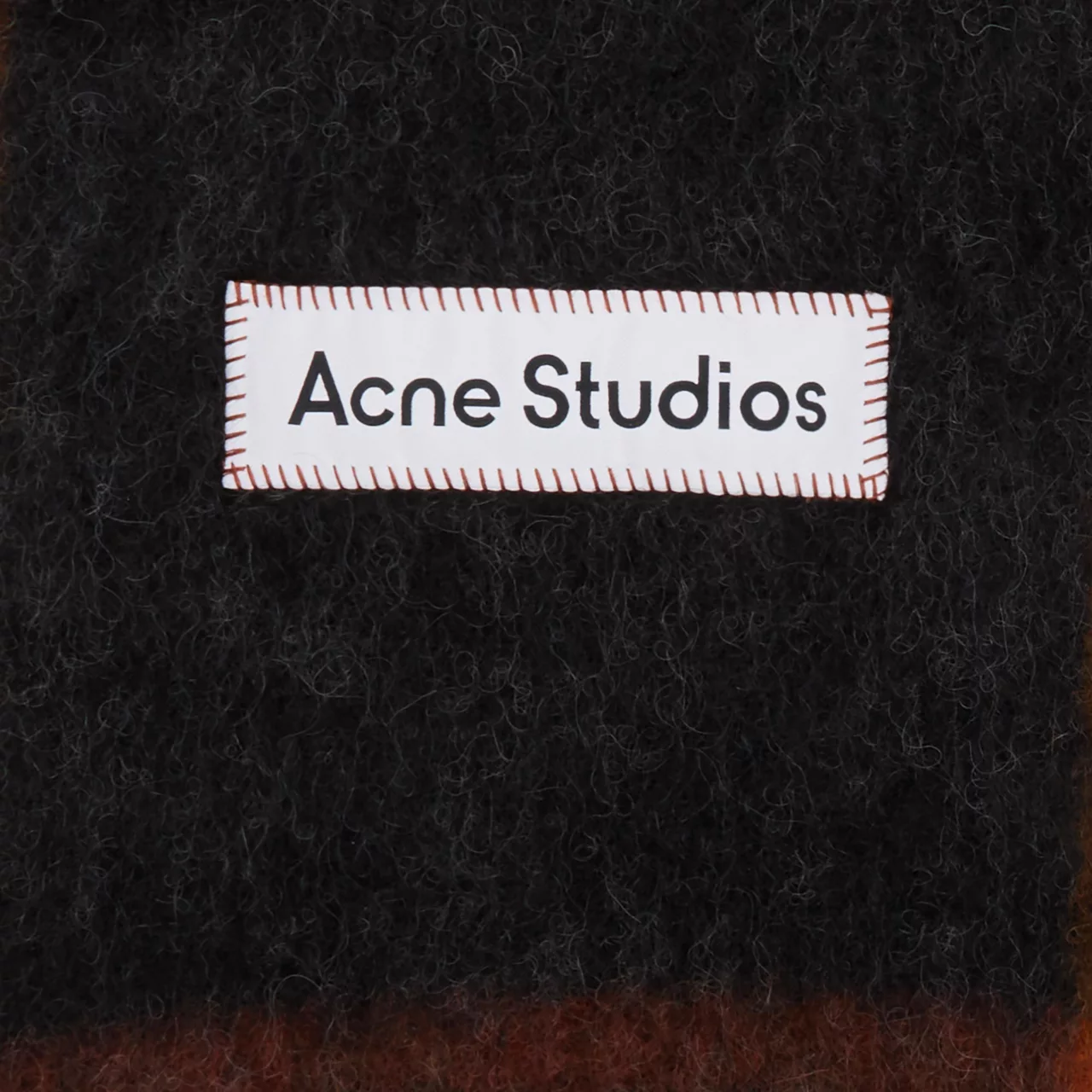 ACNE STUDIOS The Sustainable Edit Vally Logo Scarf - Black