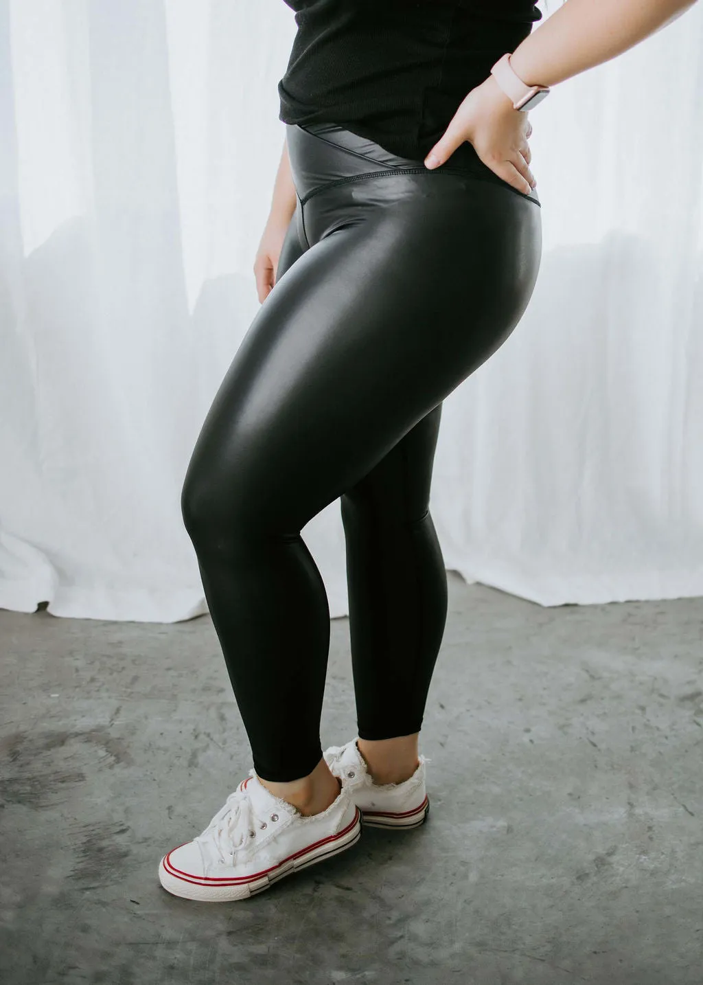 Bentley Metallic Crossover Leggings by Lily & Lottie