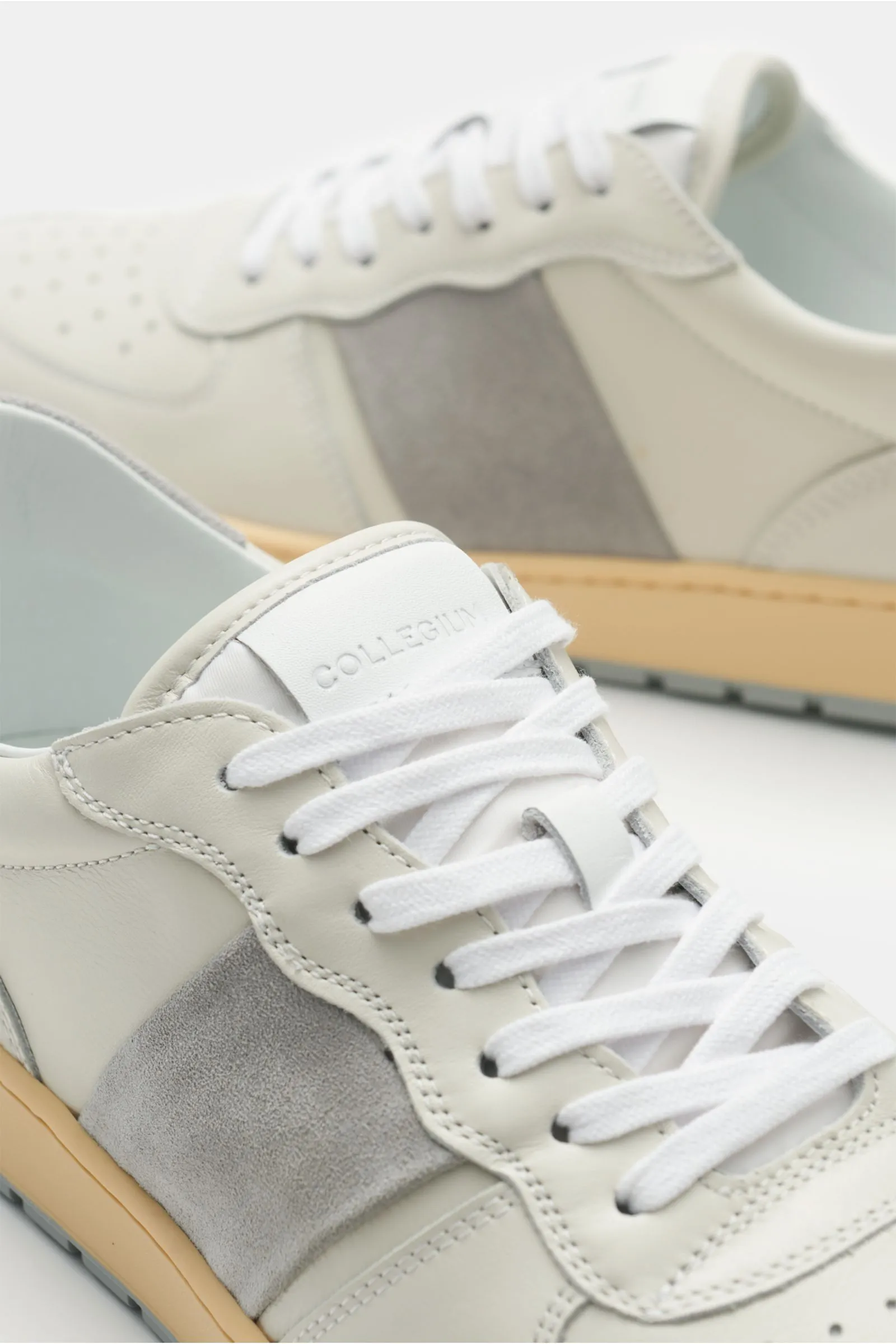 COLLEGIUM sneakers 'Destroyer Low' off-white/light grey