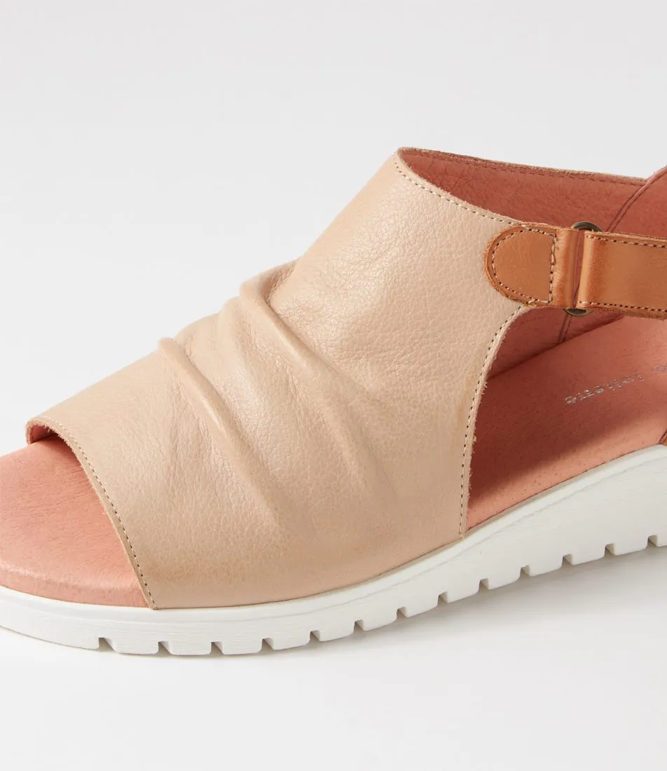 DJANGO & JULIETTE Mattie Camel Dark Tan White Leather Sandals