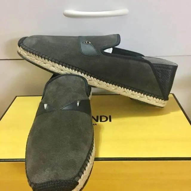 Fendi suede bag bug black eyes brown leather slip-on 9us