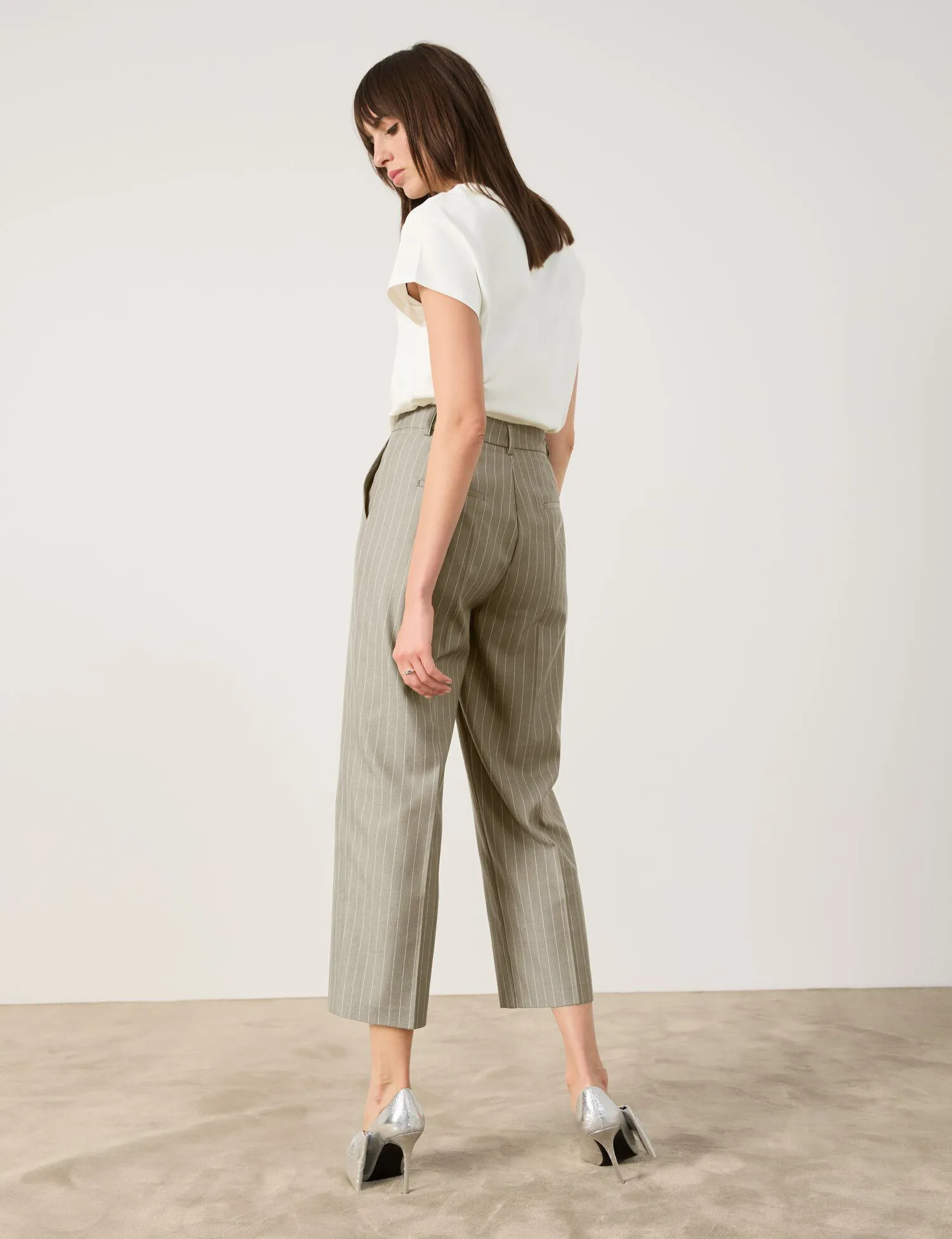 Fine 7/8-length pinstripe trousers in a straight fit