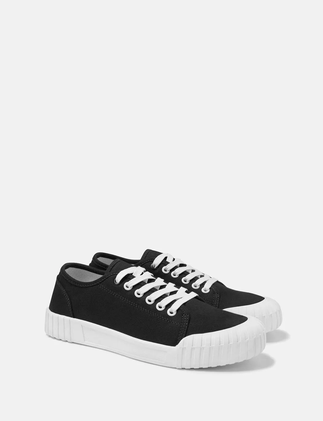 Good News Bagger Low Trainers (Canvas) - Black