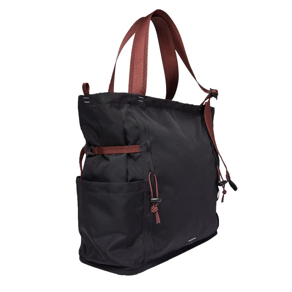 Sandqvist River Hike Black Bag