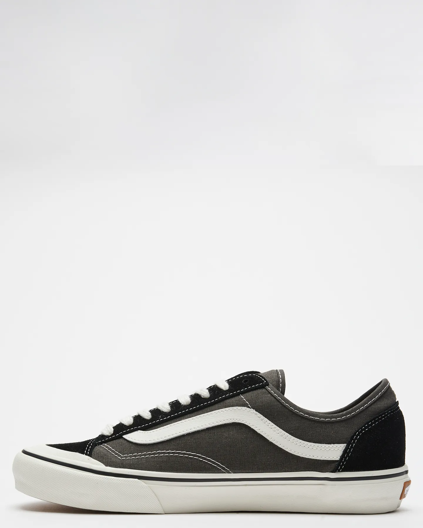 Vans Salt Wash Style 136 Decon Vr3 Sf Shoe - Black Marshmallow | SurfStitch