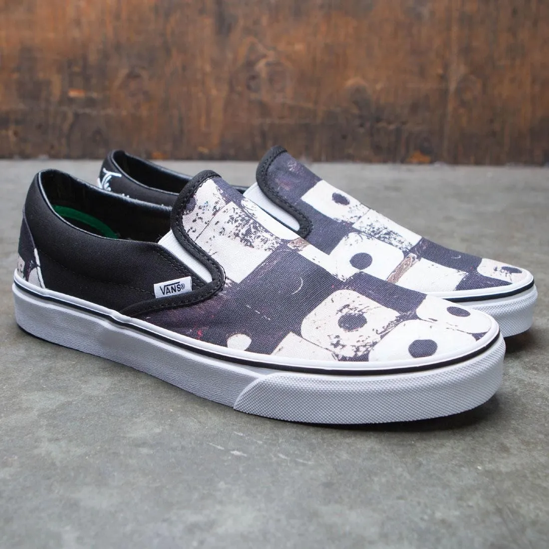 Vans x A Tribe Called Quest Men Classic Slip-On - ATCQ (black)