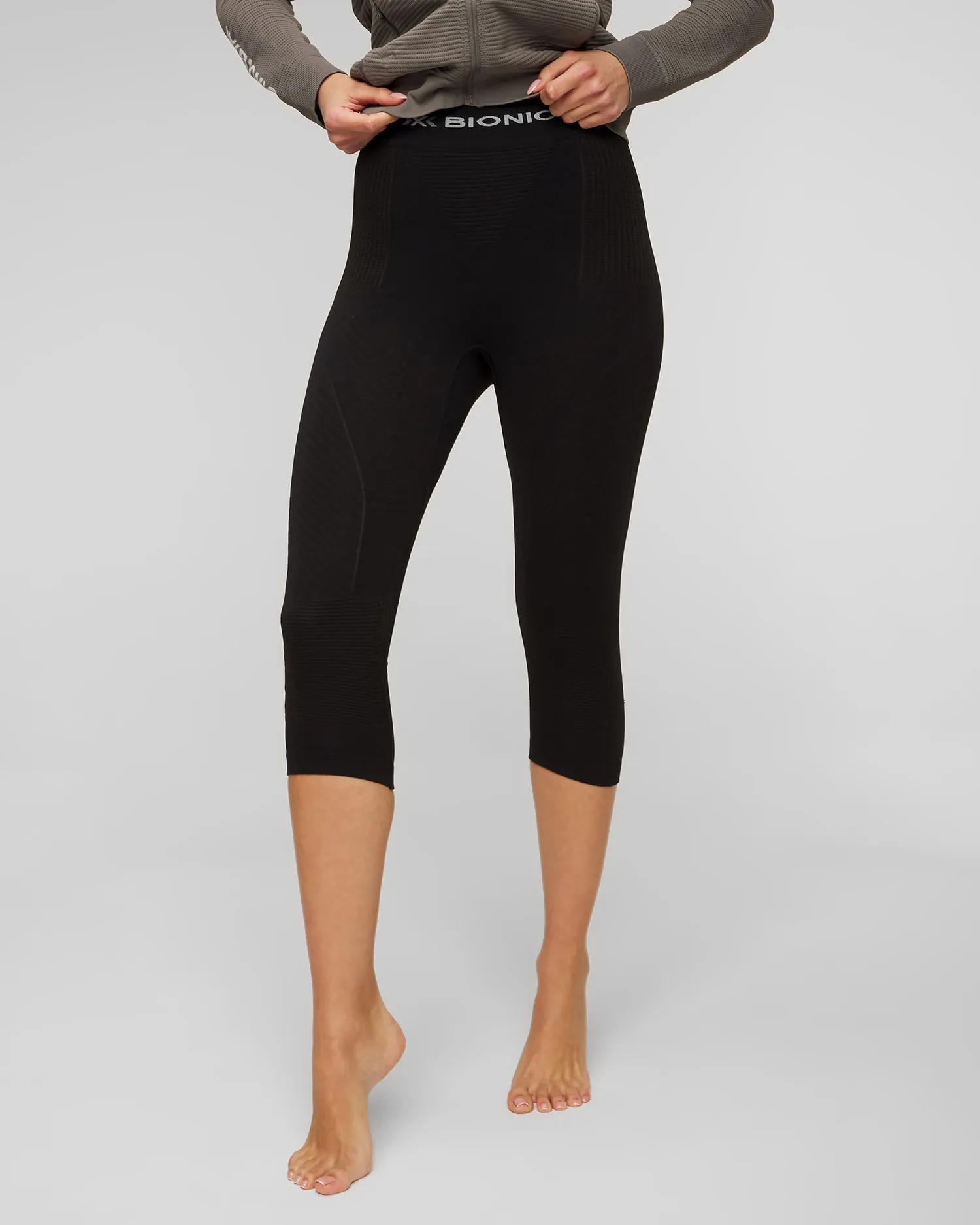 Women's black 3/4 thermal leggings X-Bionic Energy Accumulator 4.0 eawp07w22w-b002