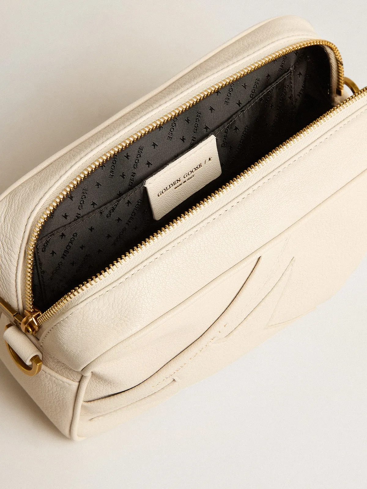 Women’s Star Bag in butter-colored leather